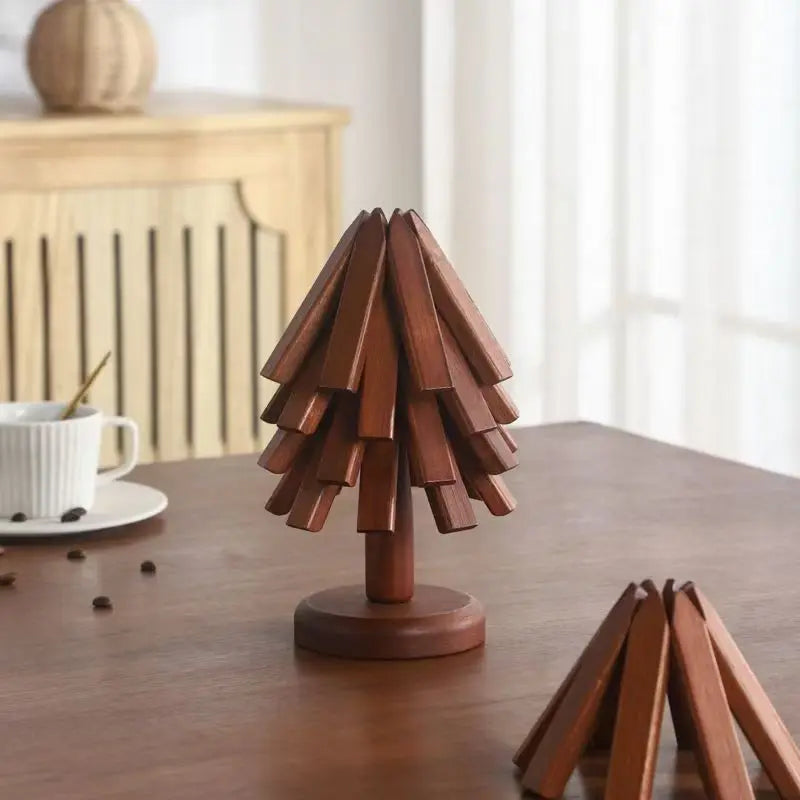Wooden Tree Form Heat-Resistant Pad for Pots & Bowls